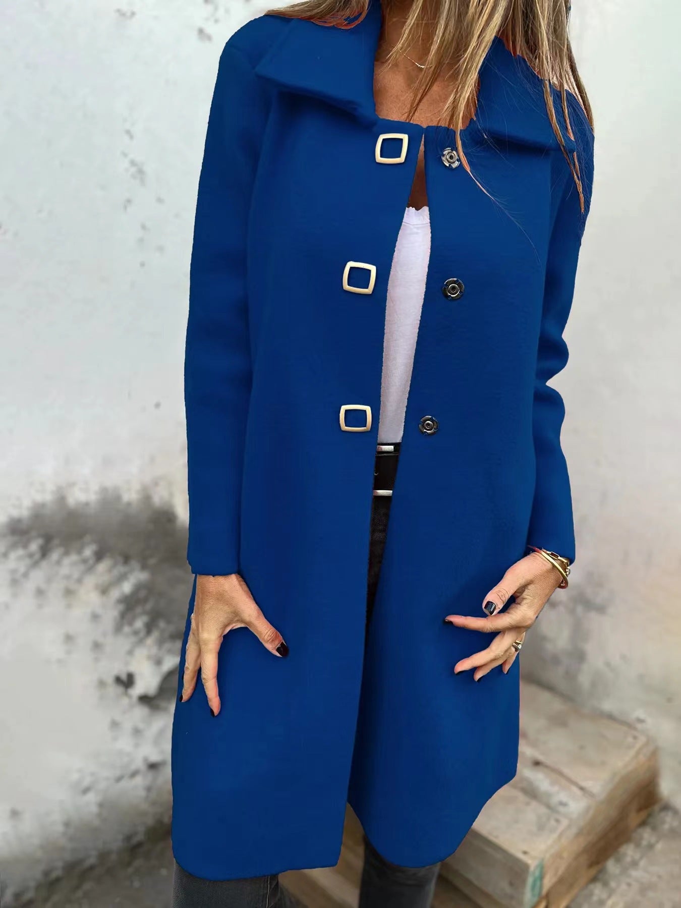 Women's Solid-color Mid-length Wool Coat With A Single-breasted Design