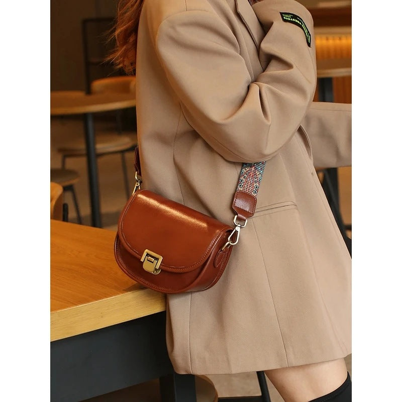 Vegetable Tanned Top Layer Cowhide Shoulder Bag Girl